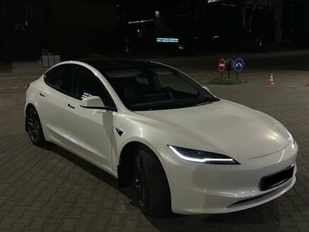 Белый Тесла Модель 3, объемом двигателя 0 л и пробегом 35 тыс. км за 27500 $, фото 1 на Automoto.ua