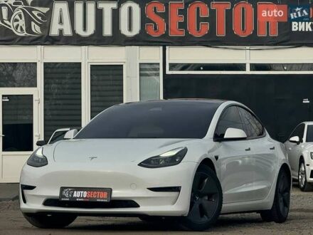 Тесла Модель 3 2023 в Харькове на Automoto.ua Белый Тесла Модель 3, объемом двигателя 0 л и пробегом 18 тыс. км за 23500 $, фото 1 на Automoto.ua
