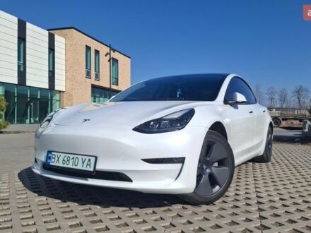 Белый Тесла Модель 3, объемом двигателя 0 л и пробегом 34 тыс. км за 19500 $, фото 1 на Automoto.ua