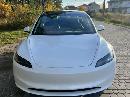 Тесла Модель 3 2024 у Львові на Automoto.ua Білий Тесла Модель 3, об'ємом двигуна 0 л та пробігом 6 тис. км за 28700 $, фото 1 на Automoto.ua
