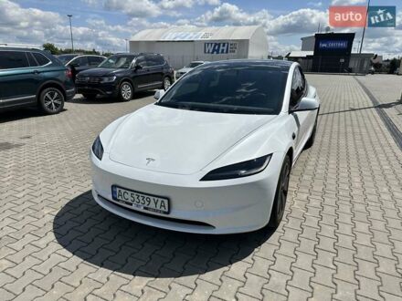 Тесла Модель 3 2024 в Луцке на Automoto.ua Белый Тесла Модель 3, объемом двигателя 0 л и пробегом 4 тыс. км за 28500 $, фото 1 на Automoto.ua