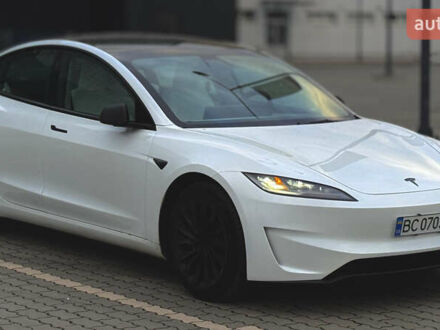 Белый Тесла Модель 3, объемом двигателя 0 л и пробегом 16 тыс. км за 33999 $, фото 1 на Automoto.ua