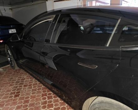 Тесла Модель 3 2017 у Умани на Automoto.ua Чорний Тесла Модель 3, об'ємом двигуна 0 л та пробігом 150 тис. км за 423 $, фото 7 на Automoto.ua