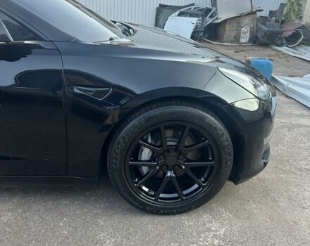 Чорний Тесла Модель 3, об'ємом двигуна 0 л та пробігом 110 тис. км за 21000 $, фото 2 на Automoto.ua