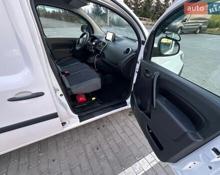 Черный Тесла Модель 3, объемом двигателя 0 л и пробегом 265 тыс. км за 14955 $, фото 9 на Automoto.ua