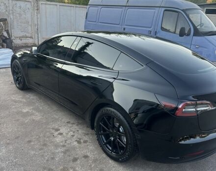 Чорний Тесла Модель 3, об'ємом двигуна 0 л та пробігом 110 тис. км за 21000 $, фото 1 на Automoto.ua