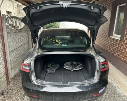 Чорний Тесла Модель 3, об'ємом двигуна 0 л та пробігом 77 тис. км за 12500 $, фото 6 на Automoto.ua