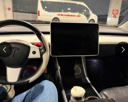 Черный Тесла Модель 3, объемом двигателя 0 л и пробегом 235 тыс. км за 17917 $, фото 7 на Automoto.ua