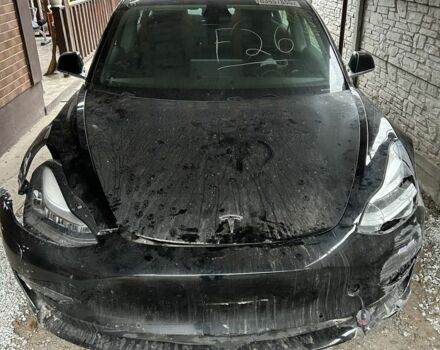 Чорний Тесла Модель 3, об'ємом двигуна 0 л та пробігом 77 тис. км за 12500 $, фото 2 на Automoto.ua