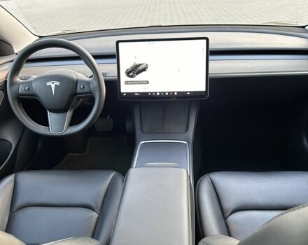Черный Тесла Модель 3, объемом двигателя 0 л и пробегом 66 тыс. км за 18000 $, фото 4 на Automoto.ua