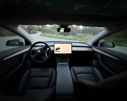 Чорний Тесла Модель 3, об'ємом двигуна 0 л та пробігом 70 тис. км за 17400 $, фото 12 на Automoto.ua