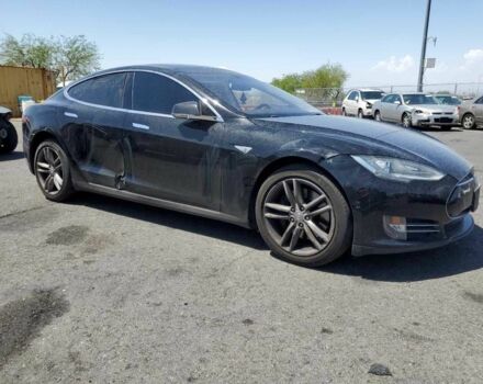 Чорний Тесла Модель 3, об'ємом двигуна 0 л та пробігом 77 тис. км за 4500 $, фото 3 на Automoto.ua