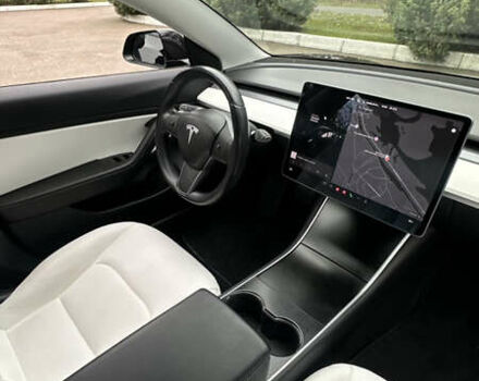 Чорний Тесла Модель 3, об'ємом двигуна 0 л та пробігом 187 тис. км за 17000 $, фото 29 на Automoto.ua