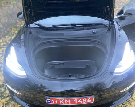 Тесла Модель 3 2018 в Виннице на Automoto.ua Черный Тесла Модель 3, объемом двигателя 0 л и пробегом 95 тыс. км за 16500 $, фото 13 на Automoto.ua