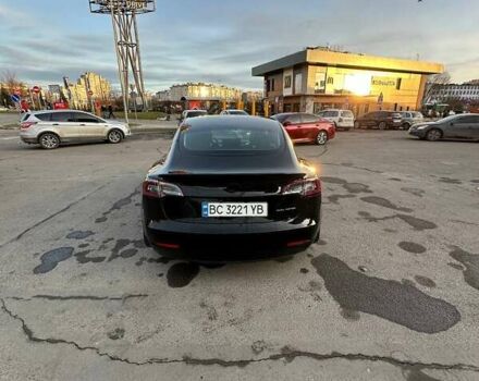 Чорний Тесла Модель 3, об'ємом двигуна 0 л та пробігом 123 тис. км за 16499 $, фото 4 на Automoto.ua