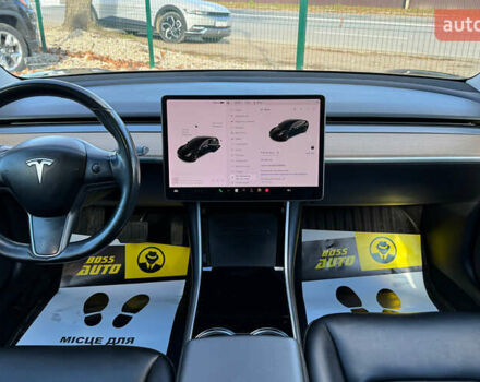 Тесла Модель 3 2018 в Коломые на Automoto.ua Черный Тесла Модель 3, объемом двигателя 0 л и пробегом 121 тыс. км за 15700 $, фото 11 на Automoto.ua