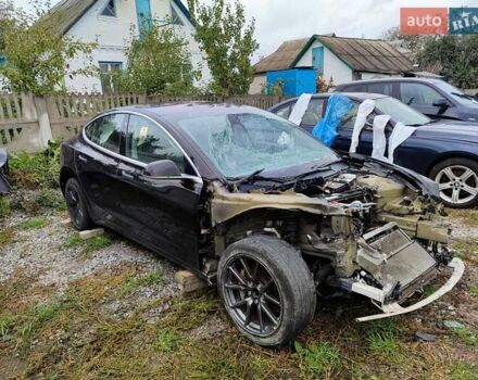 Черный Тесла Модель 3, объемом двигателя 0 л и пробегом 132 тыс. км за 8100 $, фото 5 на Automoto.ua
