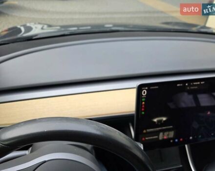 Чорний Тесла Модель 3, об'ємом двигуна 0 л та пробігом 140 тис. км за 14800 $, фото 10 на Automoto.ua