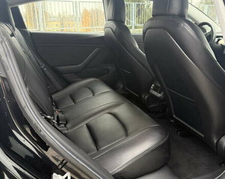 Черный Тесла Модель 3, объемом двигателя 0 л и пробегом 130 тыс. км за 15100 $, фото 23 на Automoto.ua