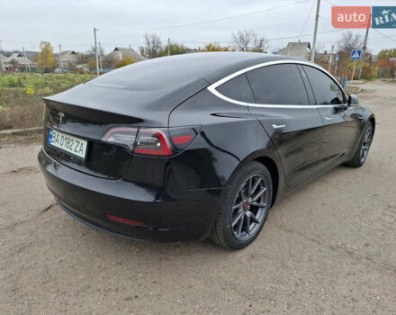 Чорний Тесла Модель 3, об'ємом двигуна 0 л та пробігом 108 тис. км за 16900 $, фото 2 на Automoto.ua