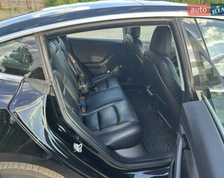 Черный Тесла Модель 3, объемом двигателя 0 л и пробегом 141 тыс. км за 18888 $, фото 29 на Automoto.ua