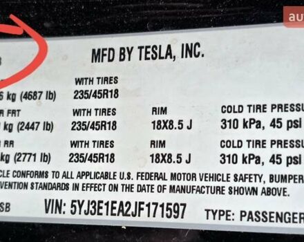Чорний Тесла Модель 3, об'ємом двигуна 0 л та пробігом 130 тис. км за 12700 $, фото 7 на Automoto.ua