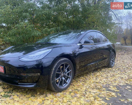 Тесла Модель 3 2018 в Виннице на Automoto.ua Черный Тесла Модель 3, объемом двигателя 0 л и пробегом 95 тыс. км за 16500 $, фото 5 на Automoto.ua