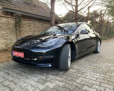 Черный Тесла Модель 3, объемом двигателя 0 л и пробегом 160 тыс. км за 14500 $, фото 1 на Automoto.ua