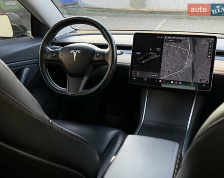 Черный Тесла Модель 3, объемом двигателя 0 л и пробегом 85 тыс. км за 16500 $, фото 3 на Automoto.ua