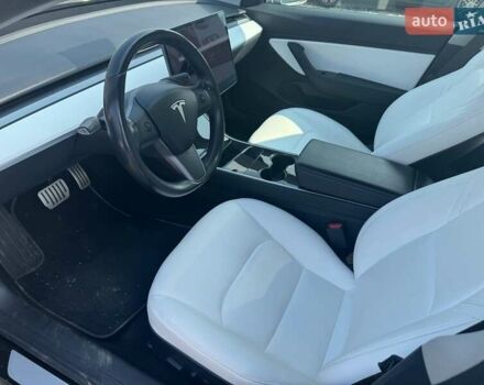 Чорний Тесла Модель 3, об'ємом двигуна 0 л та пробігом 160 тис. км за 17900 $, фото 16 на Automoto.ua