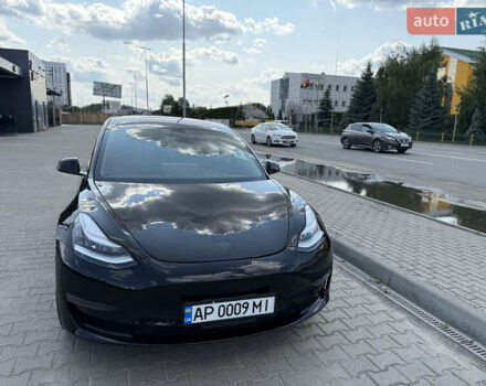 Черный Тесла Модель 3, объемом двигателя 0 л и пробегом 70 тыс. км за 16900 $, фото 13 на Automoto.ua