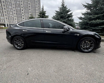 Черный Тесла Модель 3, объемом двигателя 0 л и пробегом 123 тыс. км за 15500 $, фото 4 на Automoto.ua