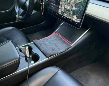 Черный Тесла Модель 3, объемом двигателя 0 л и пробегом 120 тыс. км за 18000 $, фото 1 на Automoto.ua