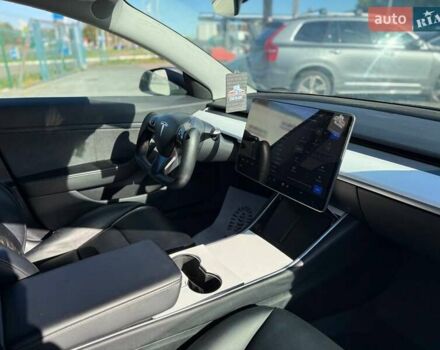 Тесла Модель 3 2018 у Луцьку на Automoto.ua Чорний Тесла Модель 3, об'ємом двигуна 0 л та пробігом 255 тис. км за 12500 $, фото 15 на Automoto.ua