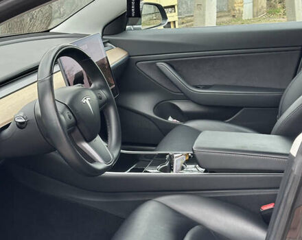 Черный Тесла Модель 3, объемом двигателя 0 л и пробегом 50 тыс. км за 19000 $, фото 4 на Automoto.ua
