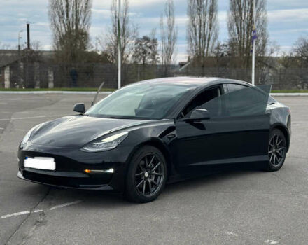 Тесла Модель 3 2018 у Харкові на Automoto.ua Чорний Тесла Модель 3, об'ємом двигуна 0 л та пробігом 107 тис. км за 24500 $, фото 14 на Automoto.ua