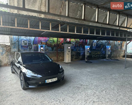 Чорний Тесла Модель 3, об'ємом двигуна 0 л та пробігом 175 тис. км за 17000 $, фото 8 на Automoto.ua