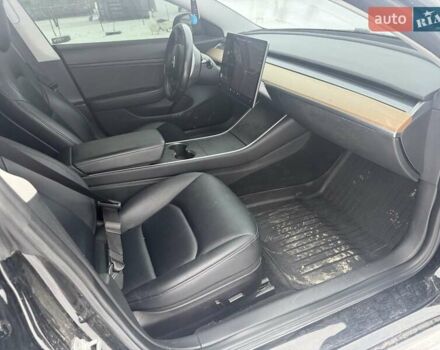 Чорний Тесла Модель 3, об'ємом двигуна 0 л та пробігом 120 тис. км за 18000 $, фото 5 на Automoto.ua
