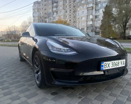 Тесла Модель 3 2018 в Хмельницком на Automoto.ua Черный Тесла Модель 3, объемом двигателя 0 л и пробегом 177 тыс. км за 16600 $, фото 1 на Automoto.ua
