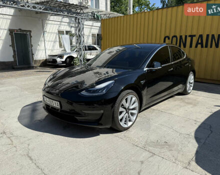 Тесла Модель 3 2018 у Умани на Automoto.ua Чорний Тесла Модель 3, об'ємом двигуна 0 л та пробігом 201 тис. км за 19000 $, фото 110 на Automoto.ua