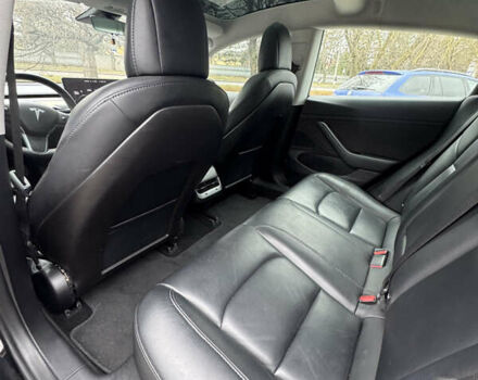 Черный Тесла Модель 3, объемом двигателя 0 л и пробегом 123 тыс. км за 15500 $, фото 10 на Automoto.ua