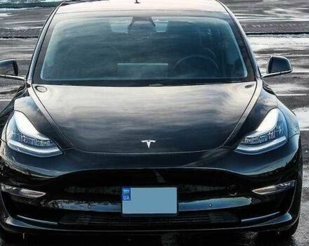 Тесла Модель 3 2018 в Рахове на Automoto.ua Черный Тесла Модель 3, объемом двигателя 0 л и пробегом 93 тыс. км за 14500 $, фото 1 на Automoto.ua