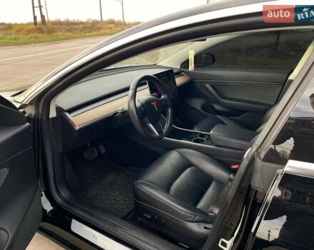 Черный Тесла Модель 3, объемом двигателя 0 л и пробегом 160 тыс. км за 16500 $, фото 46 на Automoto.ua