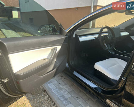 Чорний Тесла Модель 3, об'ємом двигуна 0 л та пробігом 103 тис. км за 16500 $, фото 80 на Automoto.ua
