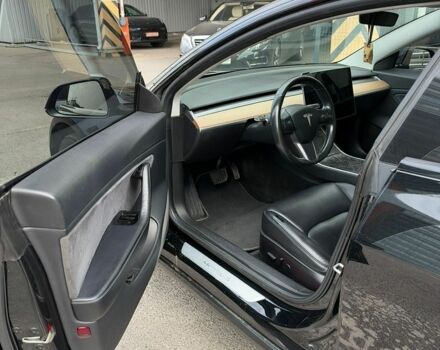 Черный Тесла Модель 3, объемом двигателя 0 л и пробегом 182 тыс. км за 17000 $, фото 13 на Automoto.ua
