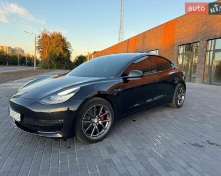 Чорний Тесла Модель 3, об'ємом двигуна 0 л та пробігом 136 тис. км за 17400 $, фото 3 на Automoto.ua