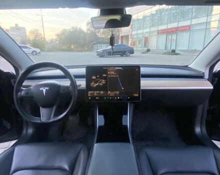 Тесла Модель 3 2018 в Хмельницком на Automoto.ua Черный Тесла Модель 3, объемом двигателя 0 л и пробегом 177 тыс. км за 16600 $, фото 9 на Automoto.ua
