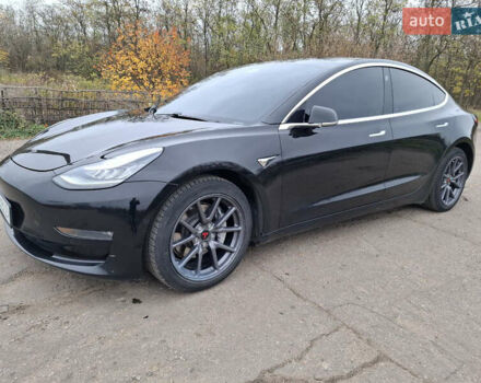 Чорний Тесла Модель 3, об'ємом двигуна 0 л та пробігом 108 тис. км за 16900 $, фото 6 на Automoto.ua