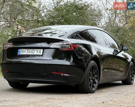 Черный Тесла Модель 3, объемом двигателя 0 л и пробегом 102 тыс. км за 18900 $, фото 14 на Automoto.ua