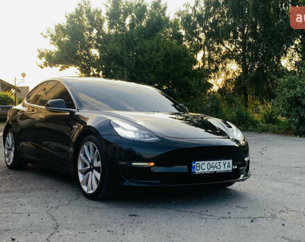 Чорний Тесла Модель 3, об'ємом двигуна 0 л та пробігом 96 тис. км за 18600 $, фото 1 на Automoto.ua